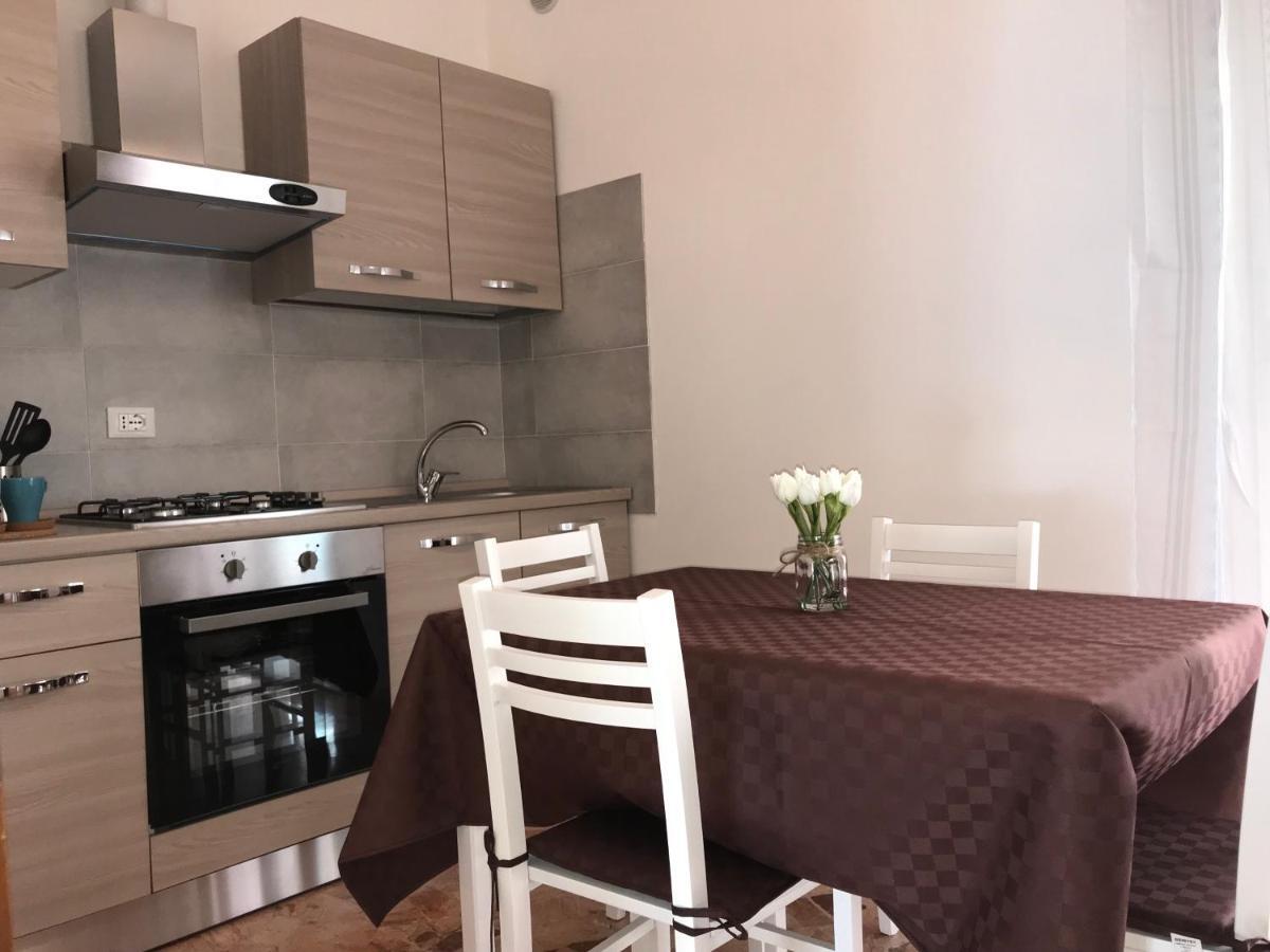 Casa Lucia Apartment Местре Екстериор снимка